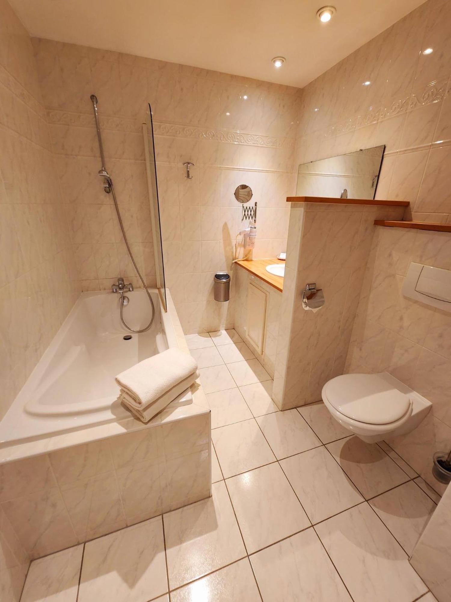 Hotel De L'Europe Basel Mulhouse Airport Saint-Louis  Ngoại thất bức ảnh